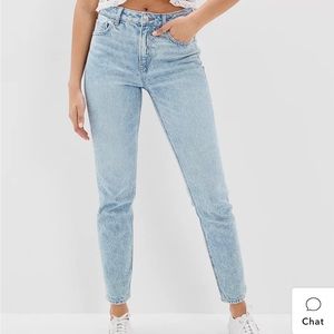 American Eagle Strigid Mom Jeans - Like New